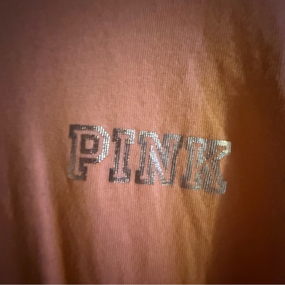 PINK Victoria Secret campus T-Shirt - Picture 2 of 4